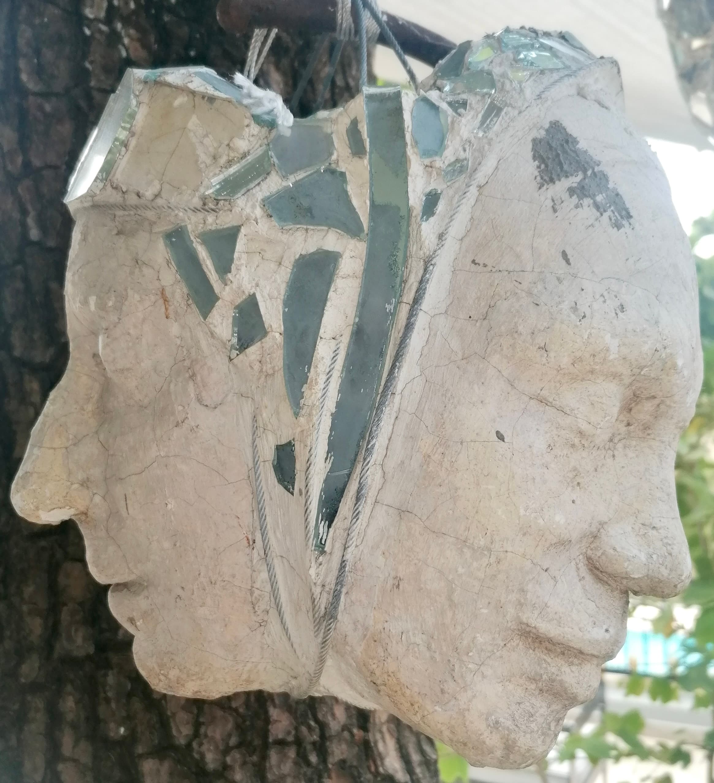Tête sculptée I