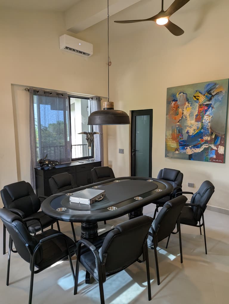 Le Poker Room photo 1